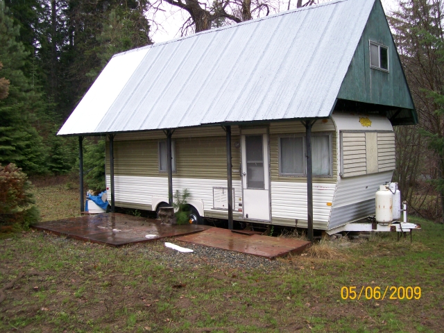 Trailer-a.jpg (292550 bytes)