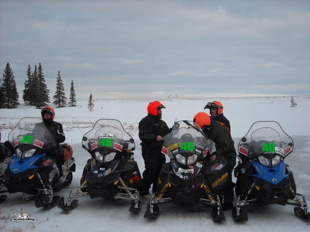 Team-46.jpg (146559 bytes)